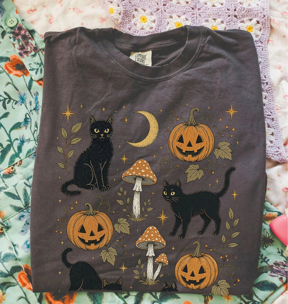 Black Cat Pumpkin Patch T-Shirt