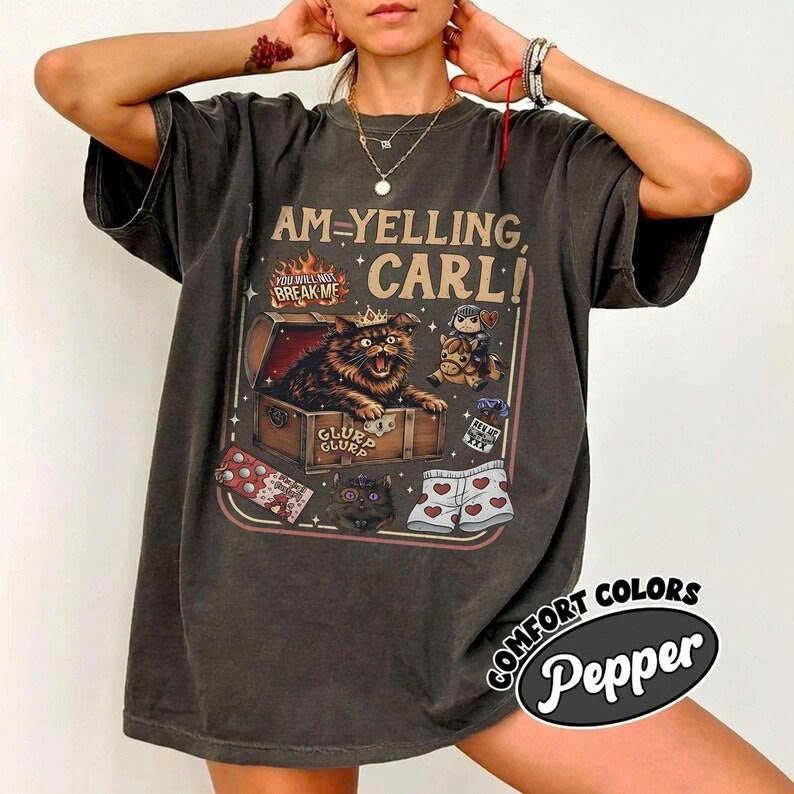 I Am Yelling Carl! Cat Graphic Oversized T-Shirt