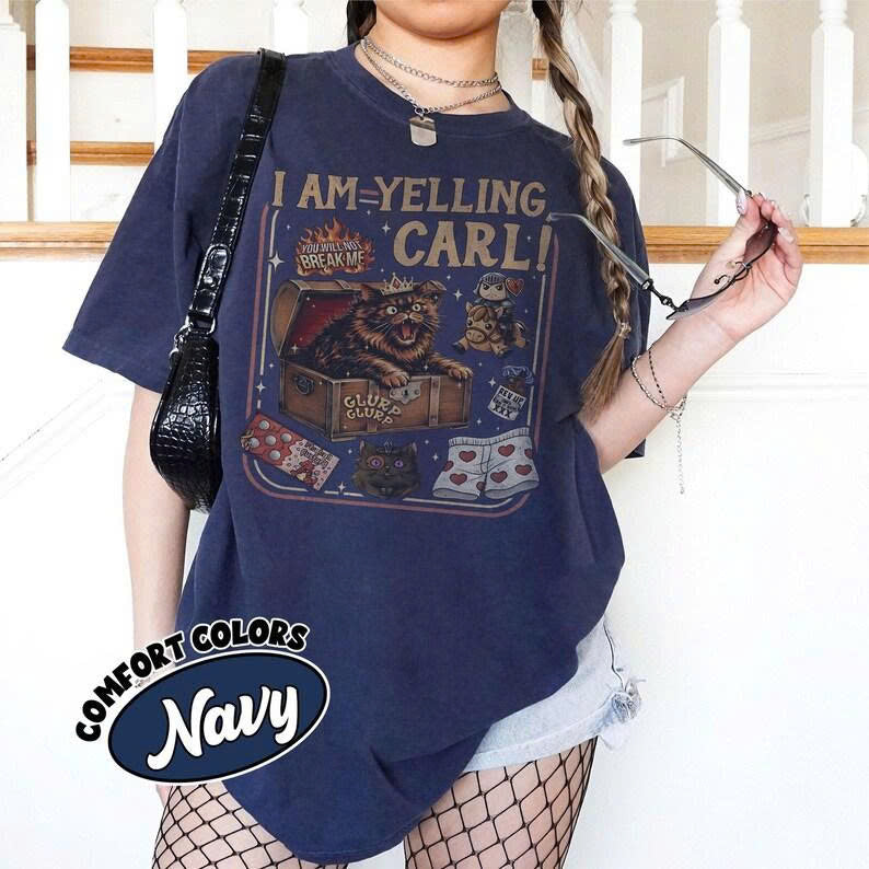 I Am Yelling Carl! Cat Graphic Oversized T-Shirt